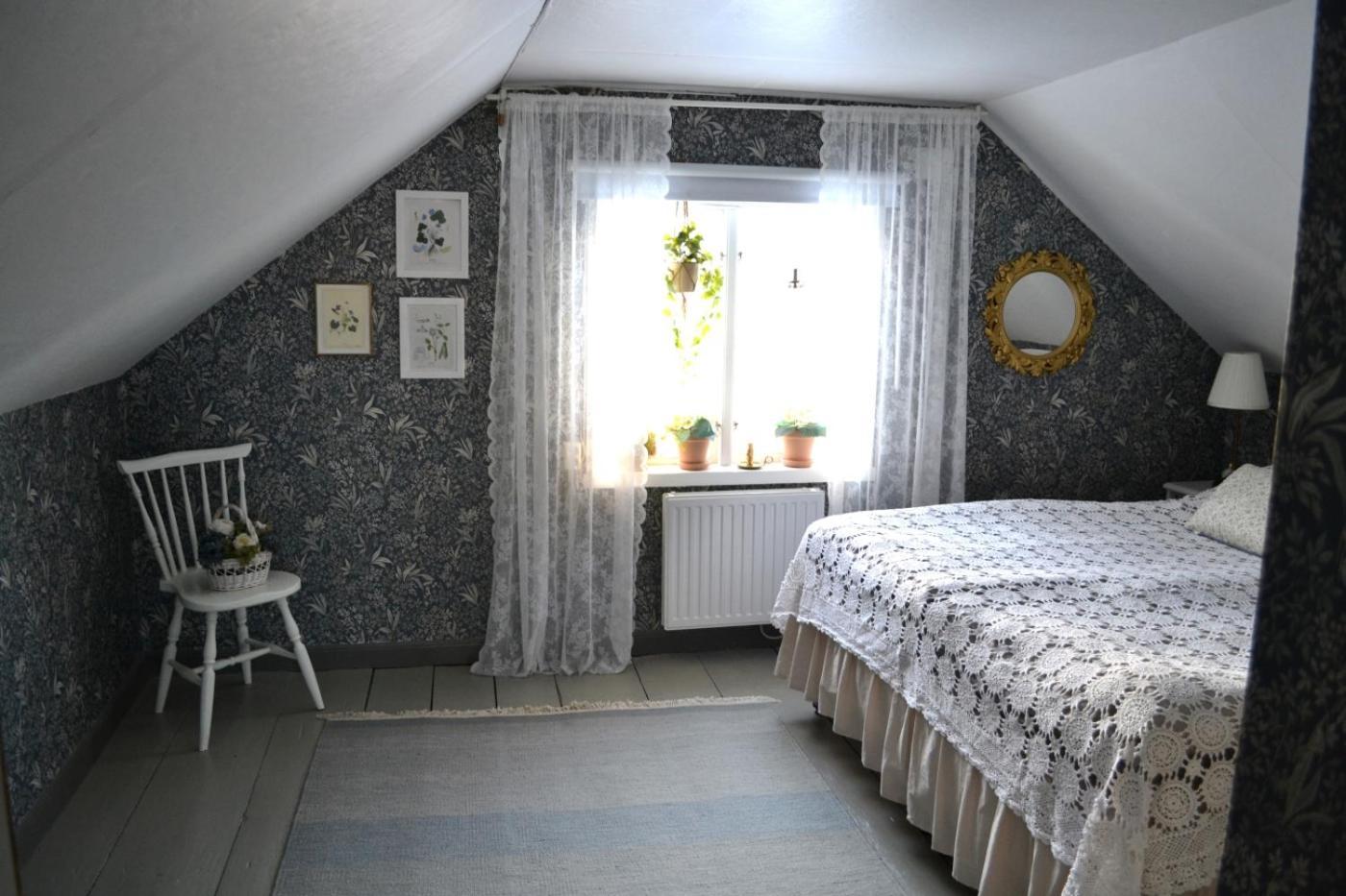 Rustik Stuga Med Lantlig Kaensla Naera Oerebro City Exterior photo